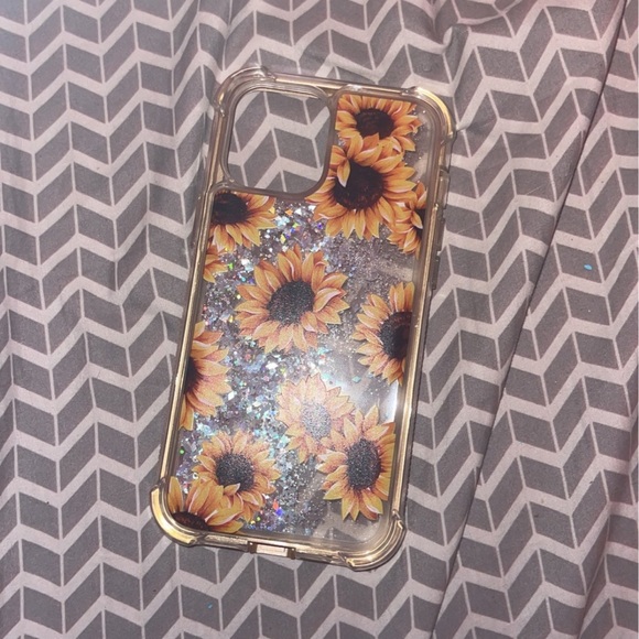 iPhone 12 Pro Max Sunflower Glitter Case - Picture 1 of 4